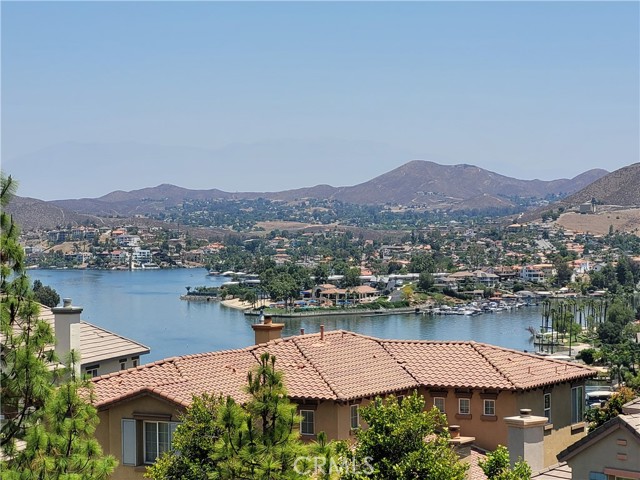 Detail Gallery Image 36 of 61 For 23 Plaza Modena, Lake Elsinore,  CA 92532 - 4 Beds | 3/1 Baths