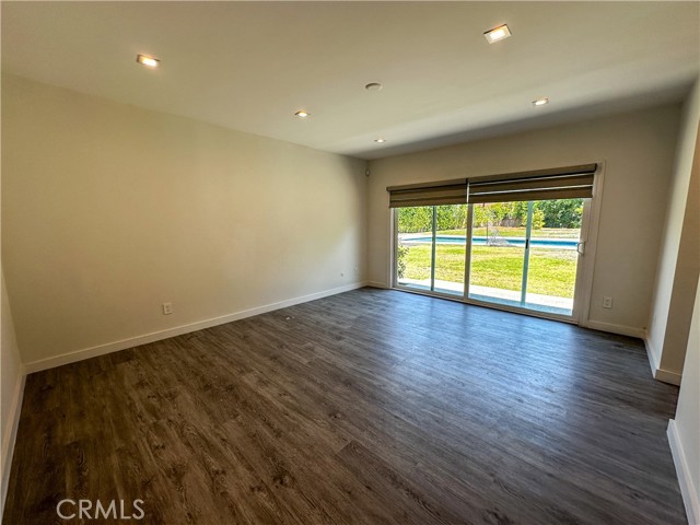 6236 Capistrano Avenue, Woodland Hills CA: https://media.crmls.org/medias/4bc3b2ad-8fcd-4cf3-836f-d1c95b508cda.jpg