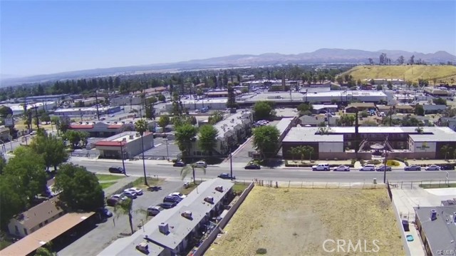 Detail Gallery Image 5 of 7 For 1550 Pumalo St, San Bernardino,  CA 92404 - – Beds | – Baths