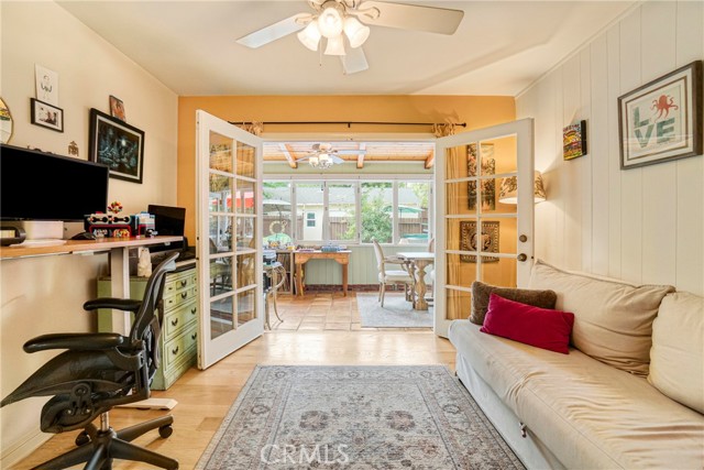 5223 Alhama Drive, Woodland Hills CA: https://media.crmls.org/medias/4bc3efdf-b983-44fe-b8b4-960b2e915a00.jpg
