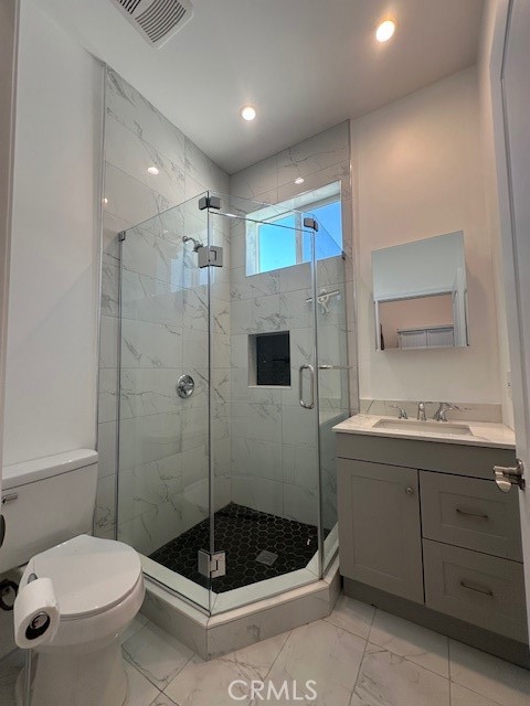 Detail Gallery Image 9 of 27 For 10937 Whitaker Ave, Granada Hills,  CA 91344 - 2 Beds | 2 Baths