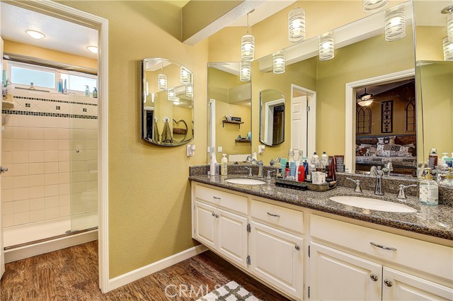 18687 Chickory Drive, Riverside CA: https://media.crmls.org/medias/4bc697a8-30eb-46dd-a206-df0ec588983d.jpg