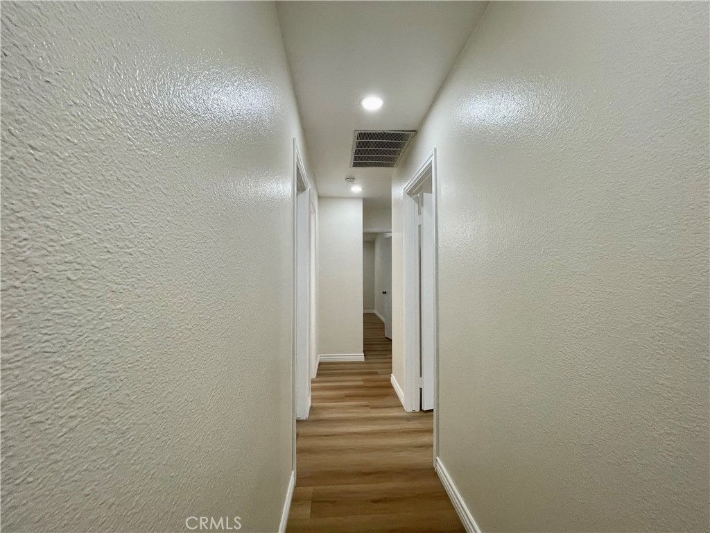 https://media.crmls.org/medias/4bc6bad8-ed66-40e5-99ff-dae84d841cd5.jpg?preset=X-Large