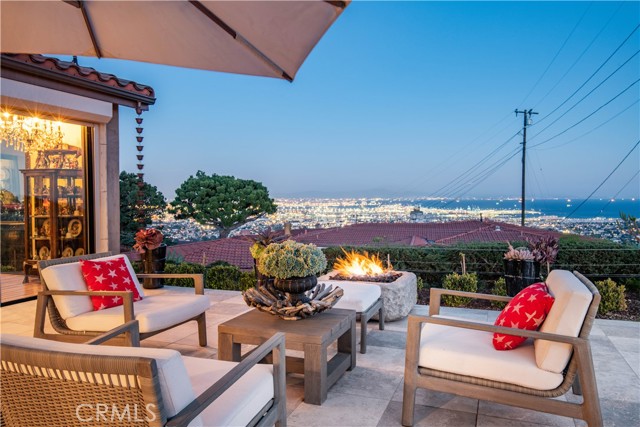 2350 Daladier Drive, Rancho Palos Verdes, California 90275, 4 Bedrooms Bedrooms, ,3 BathroomsBathrooms,Residential,Sold,Daladier,PV22055462