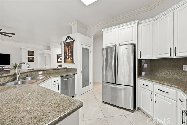9310 Cripple Creek Ave, Kern County, CA 93312 photo 16