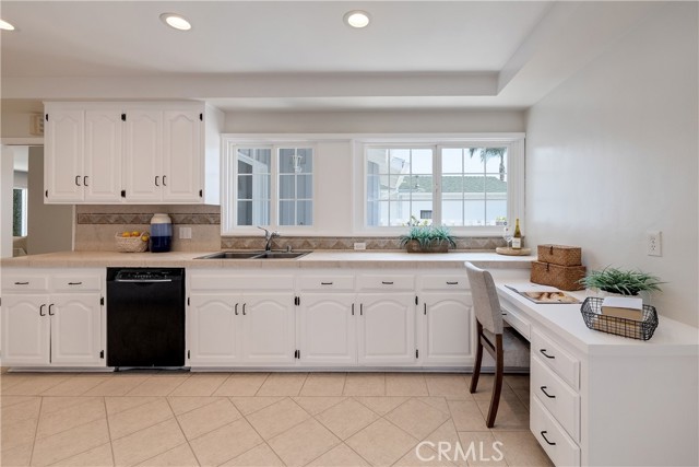 3313 Onrado Street, Torrance CA: https://media.crmls.org/medias/4bc7a180-27e5-4542-8b5c-3ae1ebbc8a6f.jpg