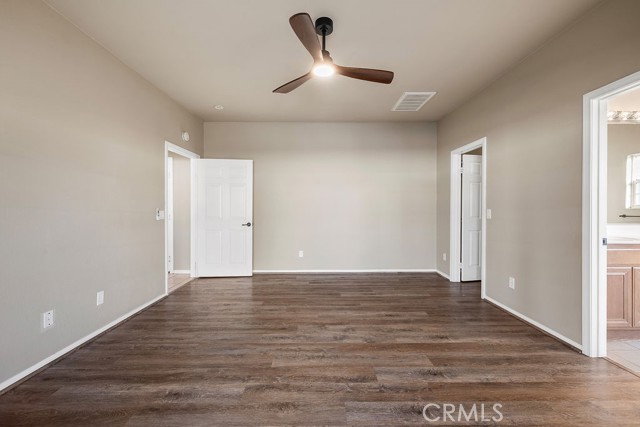 6834 Phoenix Court, Hesperia CA: https://media.crmls.org/medias/4bc8a56d-1f28-444b-98d4-fdbfb0bc4b82.jpg