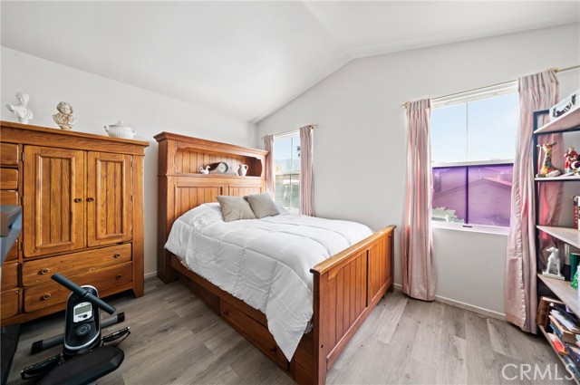 Detail Gallery Image 16 of 27 For 717 North Angeleno Avenue, Azusa,  CA 91702 - 4 Beds | 2/1 Baths