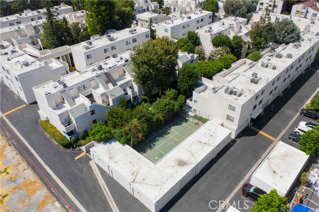 Detail Gallery Image 40 of 42 For 18411 Hatteras St #138,  Tarzana,  CA 91356 - 3 Beds | 2/1 Baths