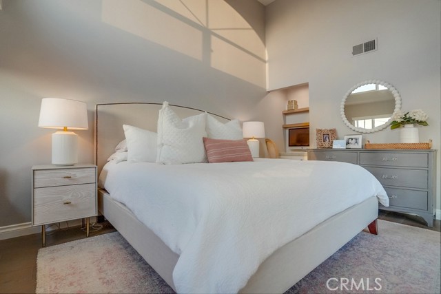 1300 12th Street, Manhattan Beach, California 90266, 2 Bedrooms Bedrooms, ,3 BathroomsBathrooms,Residential,Sold,12th,OC21247475