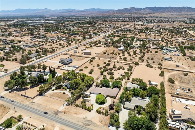 2056 W Avenue O, Palmdale CA: https://media.crmls.org/medias/4bc99f45-efbb-459a-a630-c417c20ed31a.jpg