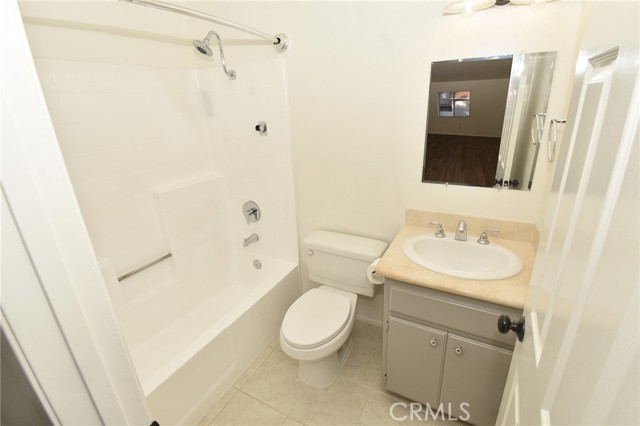 Detail Gallery Image 13 of 17 For 9872 Highland #B,  Rancho Cucamonga,  CA 91737 - 2 Beds | 2 Baths