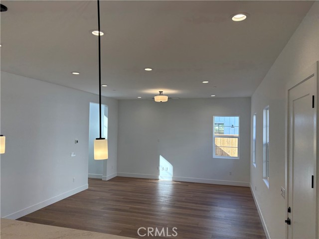 Detail Gallery Image 6 of 15 For 250 Memphis Belle Way, San Luis Obispo,  CA 93401 - 3 Beds | 2/1 Baths