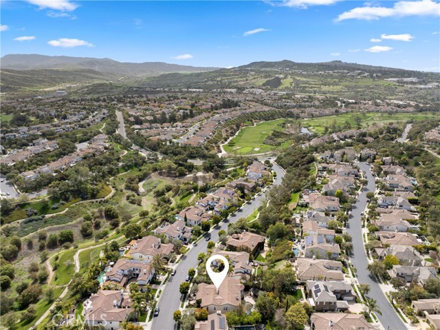 21 Calle Vista Del Sol, San Clemente CA: https://media.crmls.org/medias/4bcc3abd-b217-4cb0-8ffd-22b20c8355c0.jpg