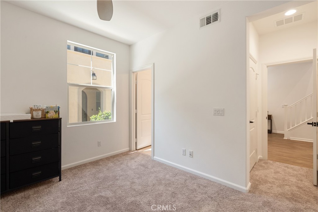 MLS #OC25230097 image #23