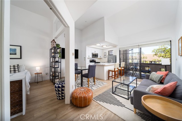 Detail Gallery Image 4 of 19 For 1046 Calle Del Cerro #424,  San Clemente,  CA 92672 - 1 Beds | 1 Baths