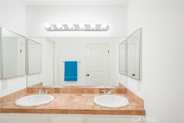 Detail Gallery Image 20 of 29 For 13674 Buena Vista, Hesperia,  CA 92344 - 5 Beds | 3 Baths