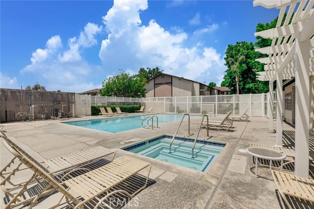 8990 19th Street, Rancho Cucamonga CA: https://media.crmls.org/medias/4bce1c9a-069e-4f86-9e96-d6fcb5bbce75.jpg