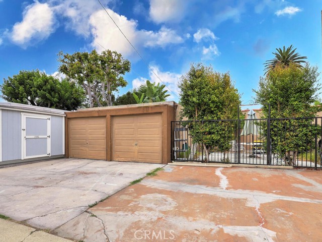4523 East 3rd Street, Long Beach CA: https://media.crmls.org/medias/4bce5ddb-1151-4e48-a675-8b6af6d8359f.jpg