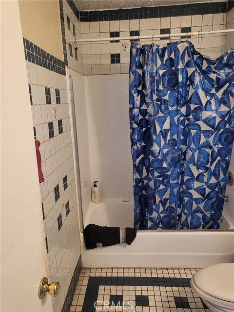 12167 Cheshire Street, Norwalk CA: https://media.crmls.org/medias/4bcefc89-8708-49f1-b021-ca06af77ed62.jpg