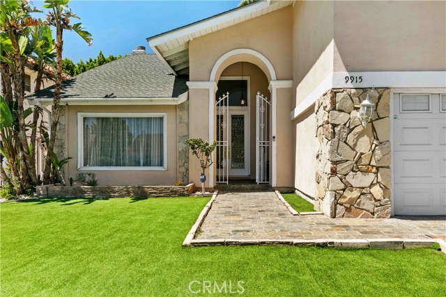 Detail Gallery Image 11 of 72 For 9915 Nevada Ave, Chatsworth,  CA 91311 - 5 Beds | 4 Baths