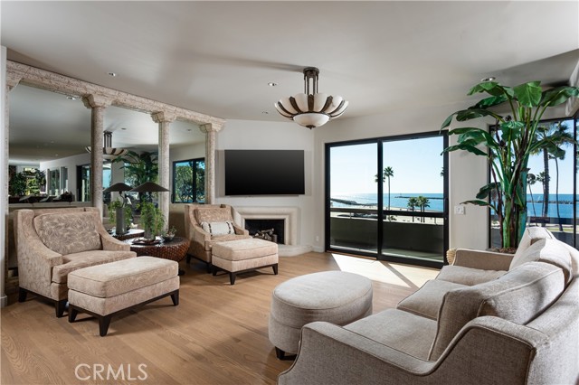 Detail Gallery Image 13 of 42 For 2901 Ocean Bld, Corona Del Mar,  CA 92625 - 4 Beds | 4/3 Baths