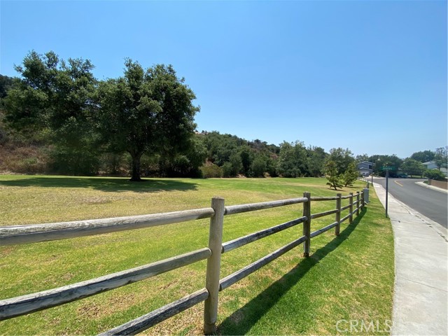 21951 Jinetes, Mission Viejo CA: https://media.crmls.org/medias/4bcffe82-de94-4aff-a94c-61708eab1417.jpg
