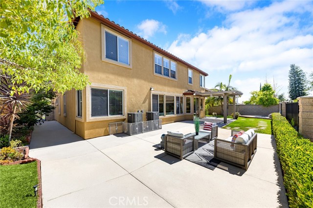 23665 Ridgecrest Court, Diamond Bar CA: https://media.crmls.org/medias/4bd0e7fe-8d44-4106-b8a0-d7c127ef02cf.jpg