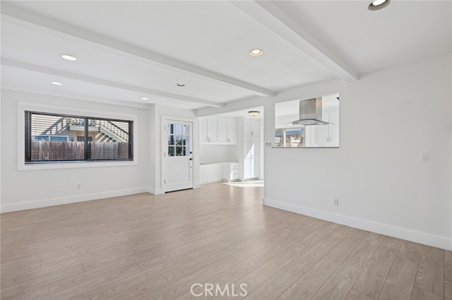 Detail Gallery Image 19 of 41 For 2048 Garden Ln, Costa Mesa,  CA 92627 - – Beds | – Baths