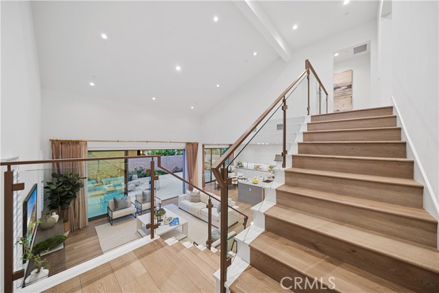 101 Lustro, Irvine CA: https://media.crmls.org/medias/4bd13ca5-771e-44af-a49e-7722049ac55e.jpg
