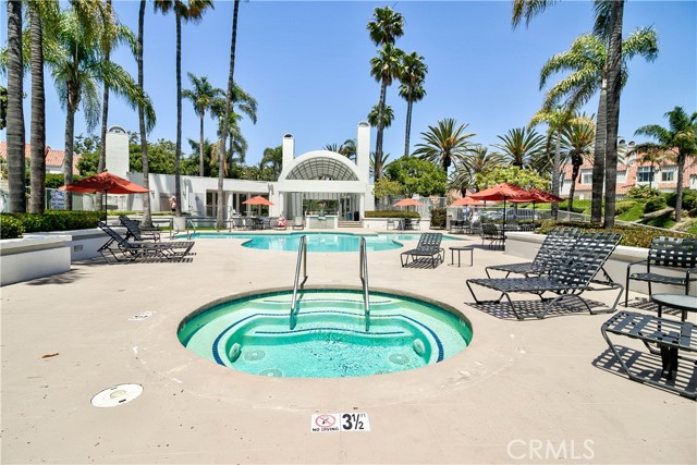 2 Vista Del Mar, Dana Point CA: https://media.crmls.org/medias/4bd157db-b085-4e51-817b-ee3eb8a1961e.jpg