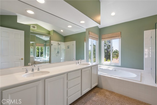 9320 Isaac Lord Drive, Rancho Cucamonga CA: https://media.crmls.org/medias/4bd17937-f6d7-4286-b351-3962b28f79b8.jpg