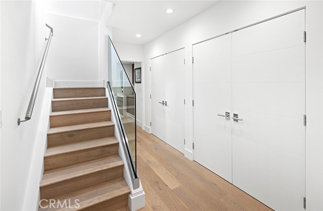 Detail Gallery Image 16 of 38 For 32 Emerald Bay, Laguna Beach,  CA 92651 - 3 Beds | 3/1 Baths