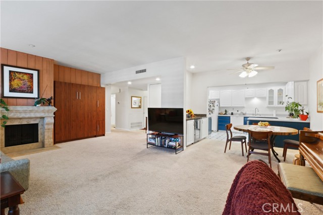 Detail Gallery Image 6 of 25 For 12300 Montecito Rd #10,  Seal Beach,  CA 90740 - 2 Beds | 2 Baths