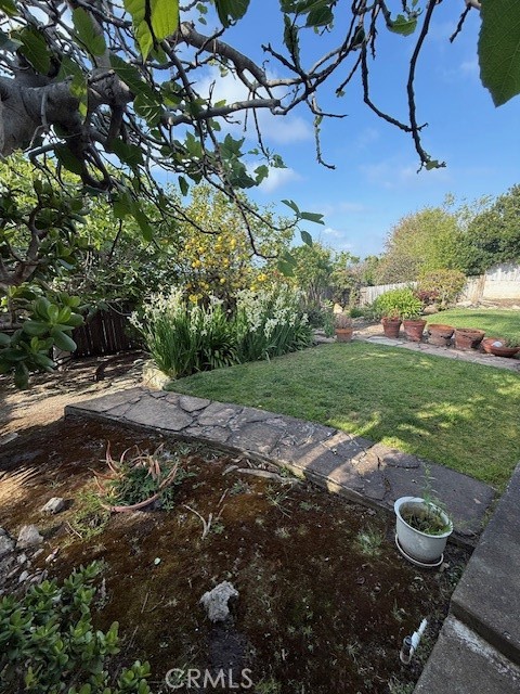 557 Via Almar, Palos Verdes Estates CA: https://media.crmls.org/medias/4bd20121-33a0-4bf3-9628-2f9e47b66309.jpg