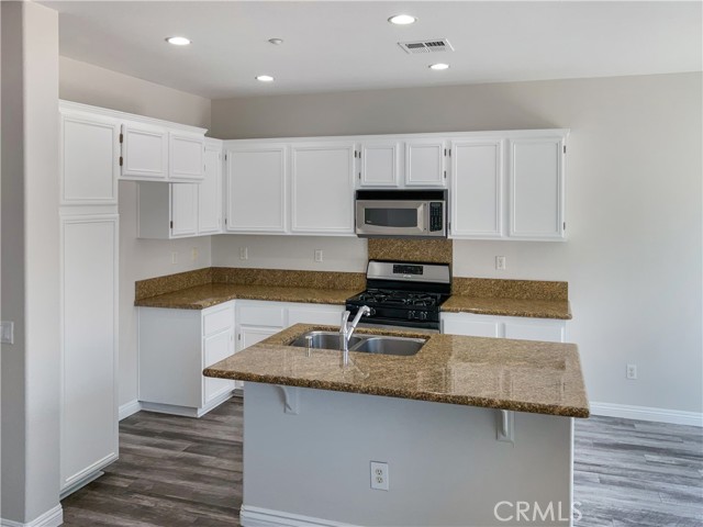 Detail Gallery Image 19 of 20 For 27932 John F Kennedy Dr #C,  Moreno Valley,  CA 92555 - 3 Beds | 2/1 Baths