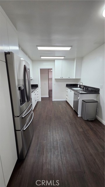 Detail Gallery Image 7 of 27 For 17322 Keswick, Northridge,  CA 91325 - 4 Beds | 2 Baths