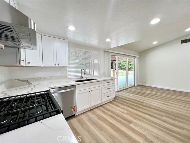 Detail Gallery Image 11 of 30 For 1545 Meadow Glen Rd, Diamond Bar,  CA 91765 - 4 Beds | 2 Baths