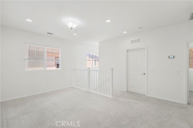 14681 Marist Lane, Chino CA: https://media.crmls.org/medias/4bd46062-c8c2-4ac4-9109-2f8312fa3af0.jpg