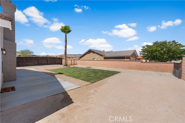 37011 Zinnia Street, Palmdale CA: https://media.crmls.org/medias/4bd4da50-d285-4561-999d-4a056fc99a20.jpg