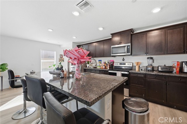 Detail Gallery Image 25 of 39 For 28378 Deer Brush, Nuevo,  CA 92567 - 4 Beds | 2/1 Baths