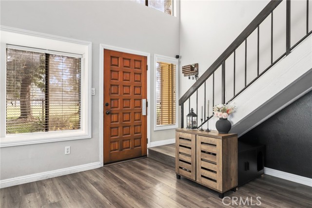 Detail Gallery Image 2 of 26 For 9832 Karmont Ave, South Gate,  CA 90280 - 2 Beds | 2 Baths