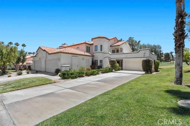 Detail Gallery Image 2 of 38 For 491 Desert Falls Dr, Palm Desert,  CA 92211 - 2 Beds | 2 Baths