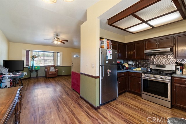 Detail Gallery Image 8 of 21 For 1451 Segovia Ct, Madera,  CA 93638 - 4 Beds | 2 Baths