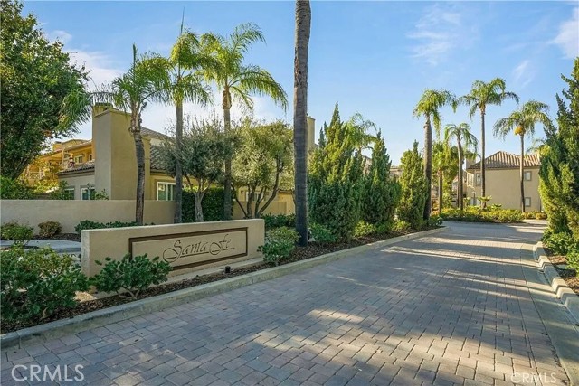 Detail Gallery Image 23 of 28 For 23921 Del Monte #34,  Valencia,  CA 91355 - 2 Beds | 2 Baths