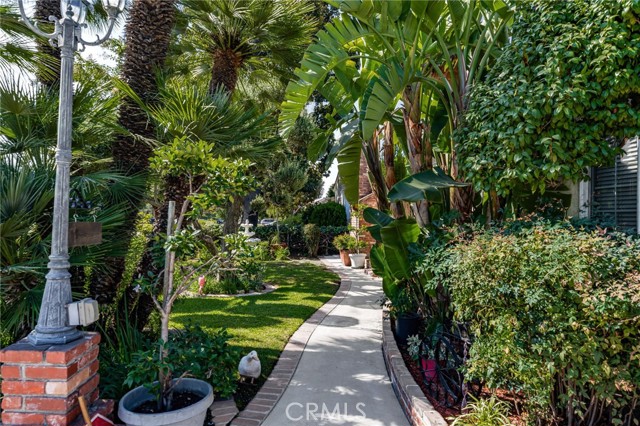 Detail Gallery Image 6 of 38 For 2415 Graydon Ave, Monrovia,  CA 91016 - 3 Beds | 2 Baths