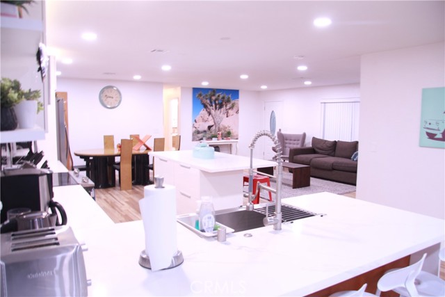 Detail Gallery Image 10 of 34 For 7112 Mecca Rd, Joshua Tree,  CA 92252 - 3 Beds | 2 Baths