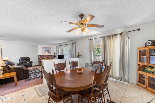 Detail Gallery Image 15 of 32 For 16435 Stagecoach Ave, Palmdale,  CA 93591 - 3 Beds | 2 Baths