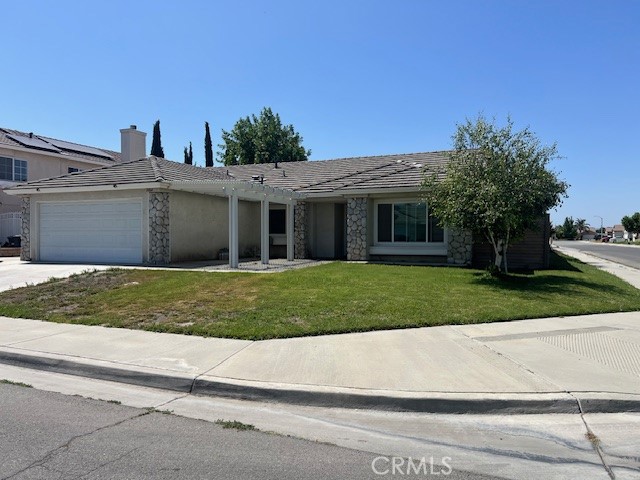 Detail Gallery Image 1 of 1 For 2064 Albany Ct, San Jacinto,  CA 92582 - 4 Beds | 2 Baths
