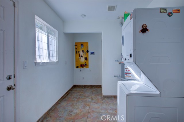 Detail Gallery Image 28 of 52 For 148 E 23rd, Merced,  CA 95340 - 3 Beds | 2 Baths